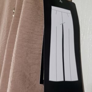 Womens Lightweight Dress Pants NWT
